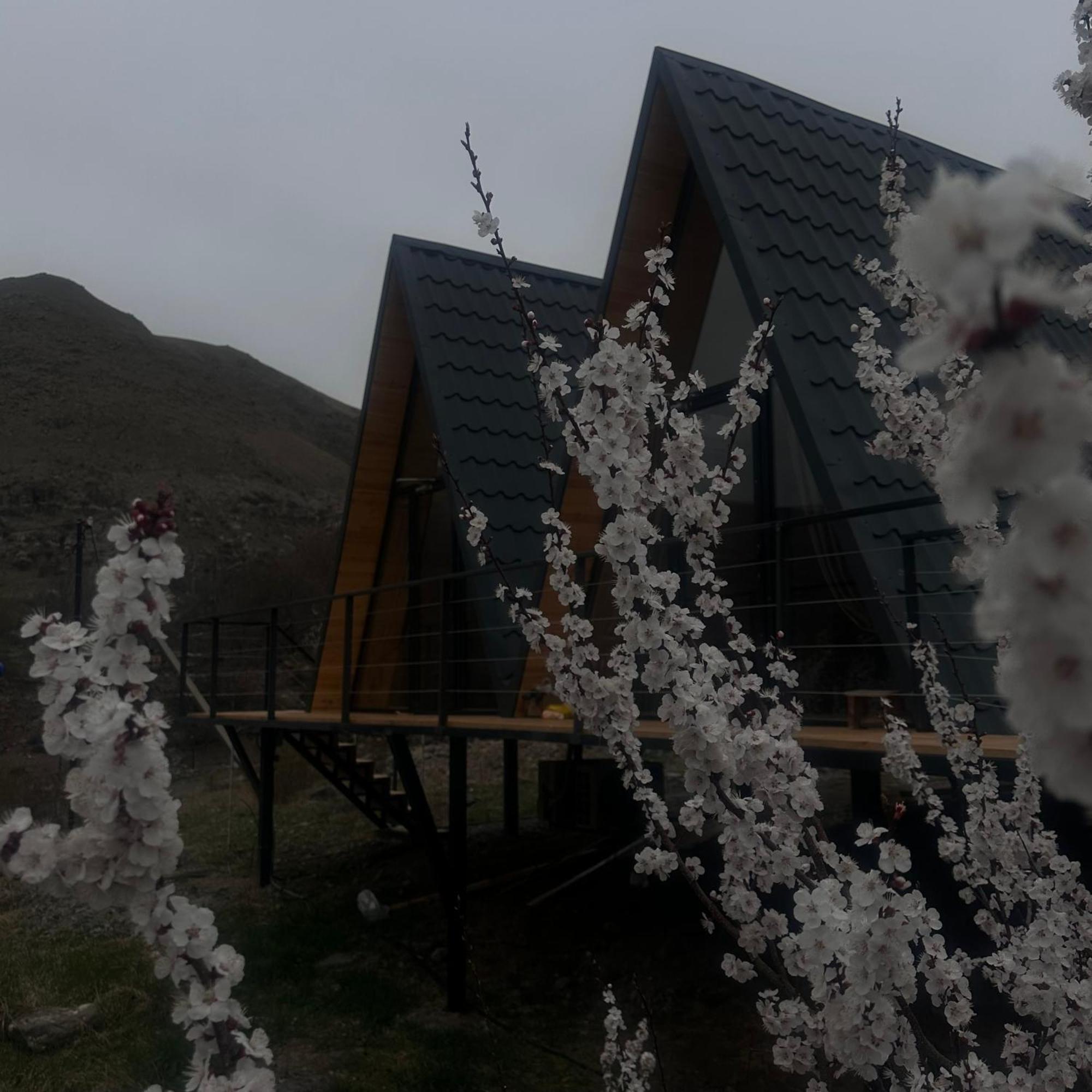 Vardzia Glamping Buitenkant foto